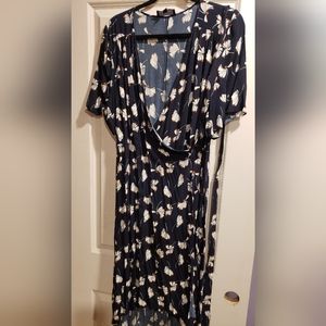 Eloquii Plus sized Wrap Dress. Size 16